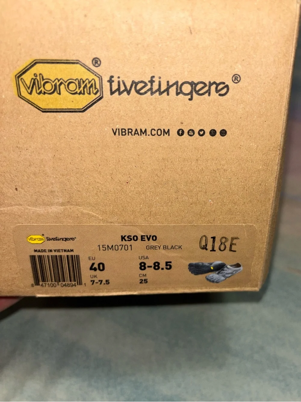 Vibram Five Fingers KSO EVO grey black shoes size 40 new in box